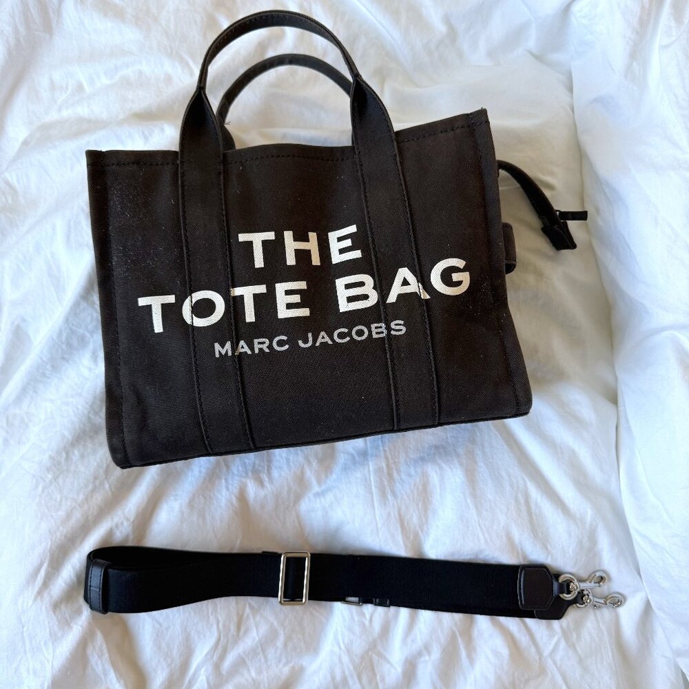 Marc Jacobs Black Tote Bag / Medium Size